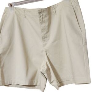 WHITE STAG ladies beige walking golf shorts size 16 NWOT